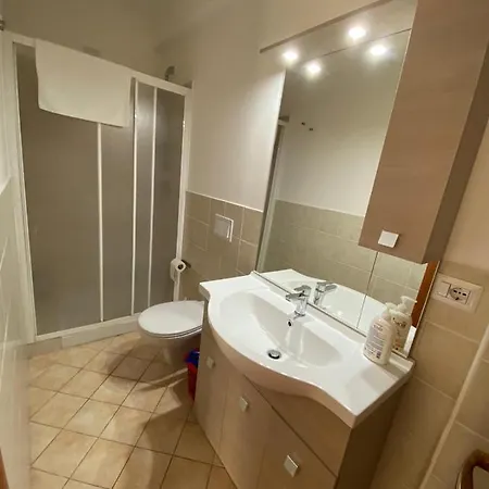 Nick & Santo's Homes 3*