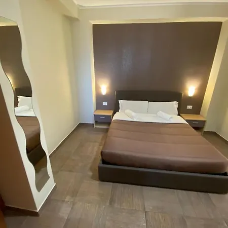 Nick & Santo's Homes Bed and Breakfast 3*